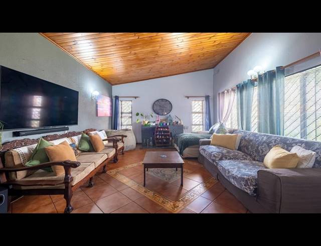3 BEDROOM HOUSE FOR SALE IN VASCO ESTATE